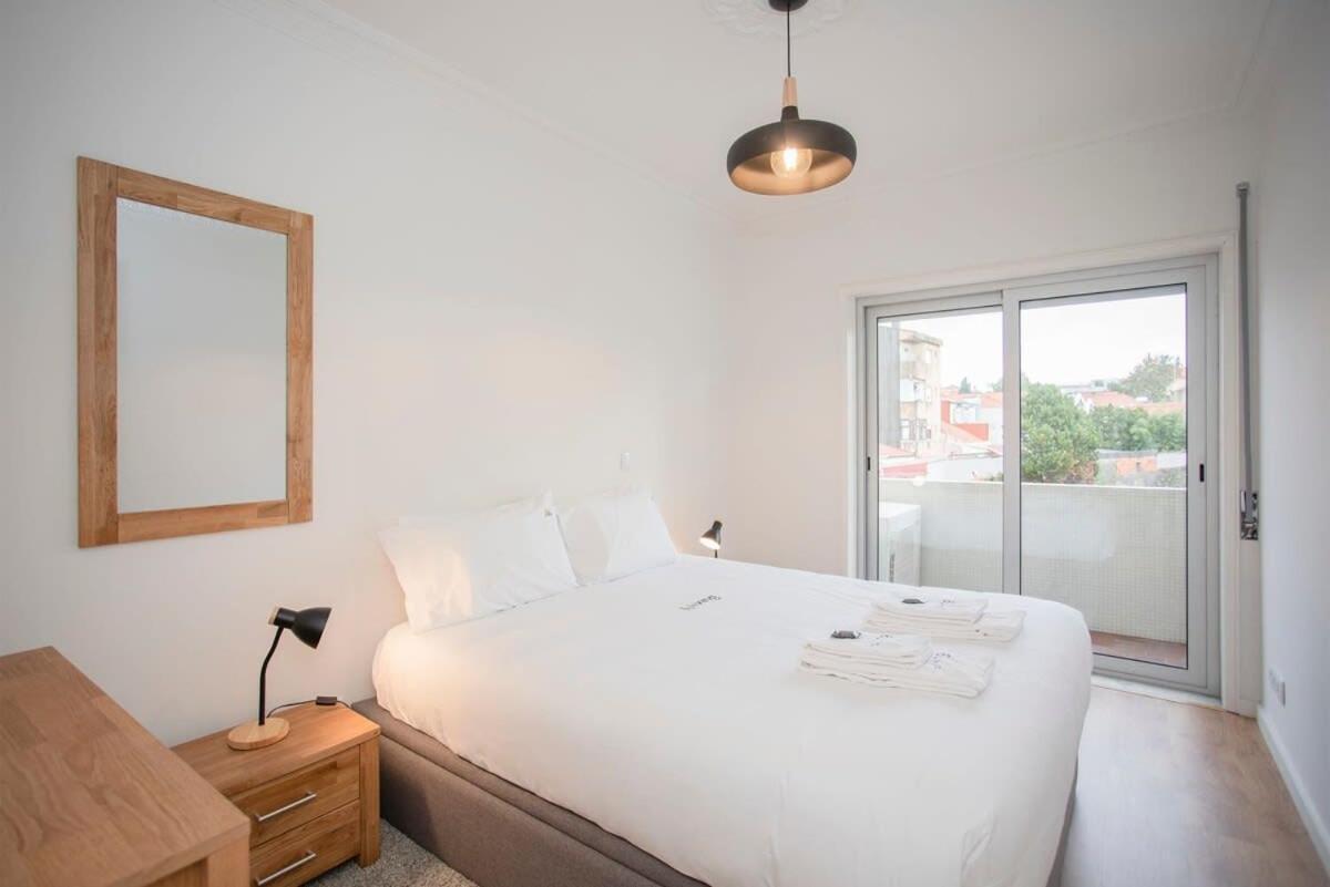 Liiiving In Porto - Modern Design Home Экстерьер фото