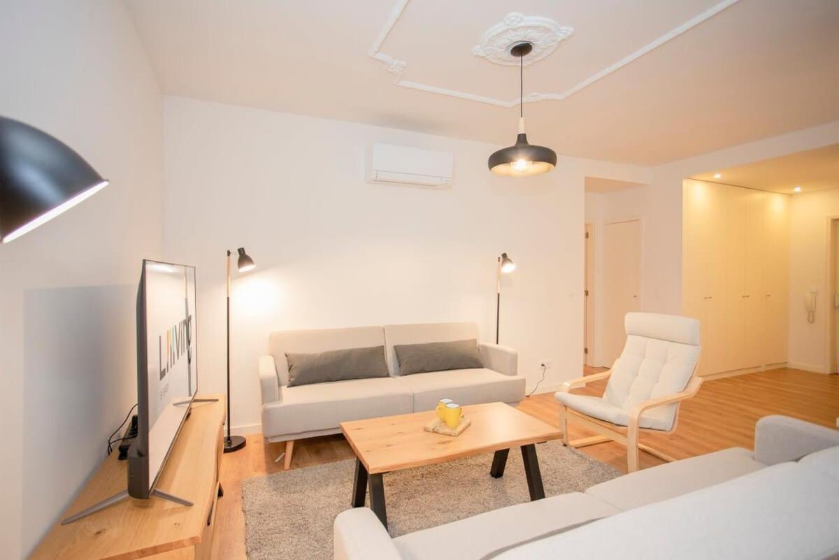 Liiiving In Porto - Modern Design Home Экстерьер фото